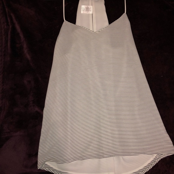 Tank top - Picture 2 of 5